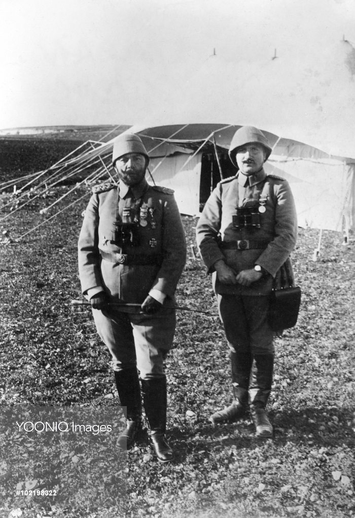  Cemal Paşa with his chief of staff Ali Fuad Erden before the attack on the Suez canal