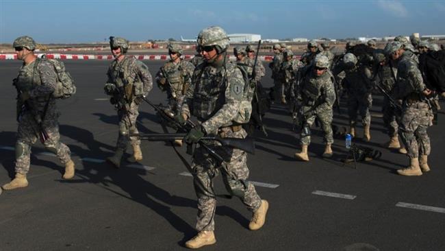في ٢٠ مارس ٢٠١٥، انسحب ١٠٠ جندي أميركي كانوا متمركزين في "قاعدة العند"، التي استخدموها لتوجيه طائرات بدون طيّار ضد "القاعدة". 