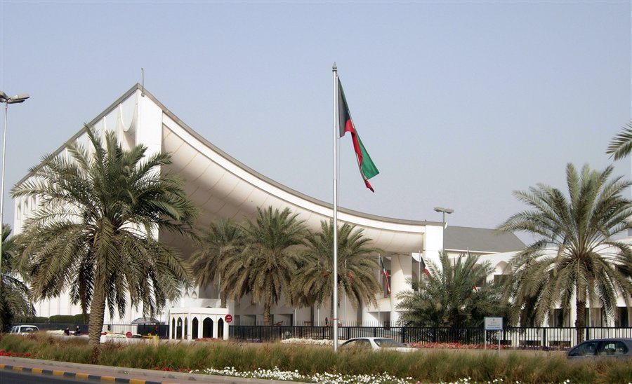 Utzon_Kuwait_National_Assembly2